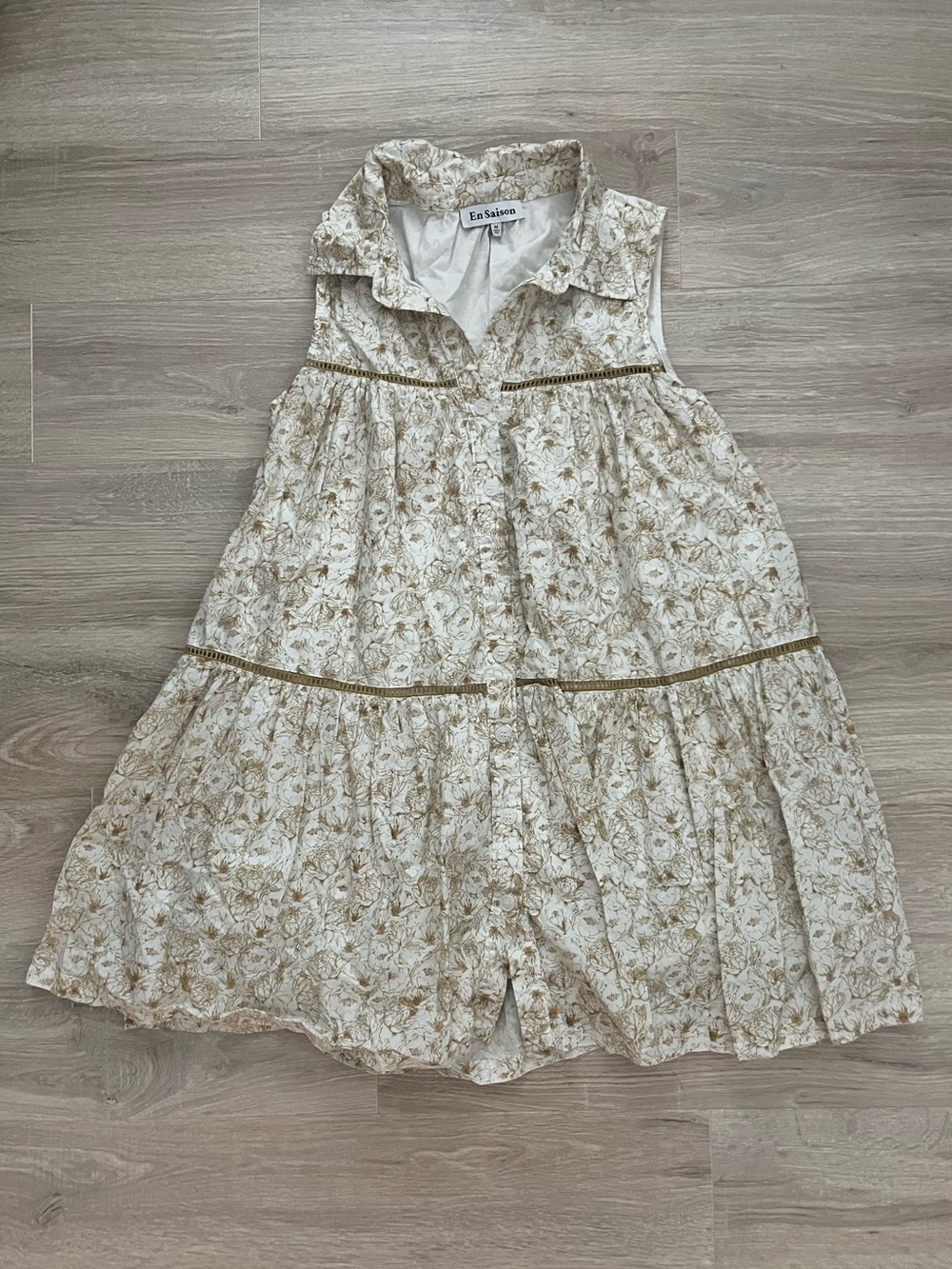 En Saison Women’s Cream and Yellow Floral Tiered Babydoll Dress Sleeveless - M